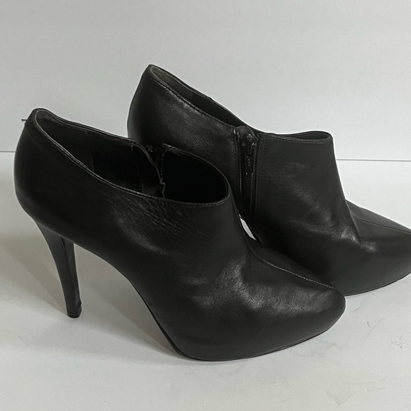 Pour La Victoire Heels Black Booties Boots size 8 - Picture 4 of 7